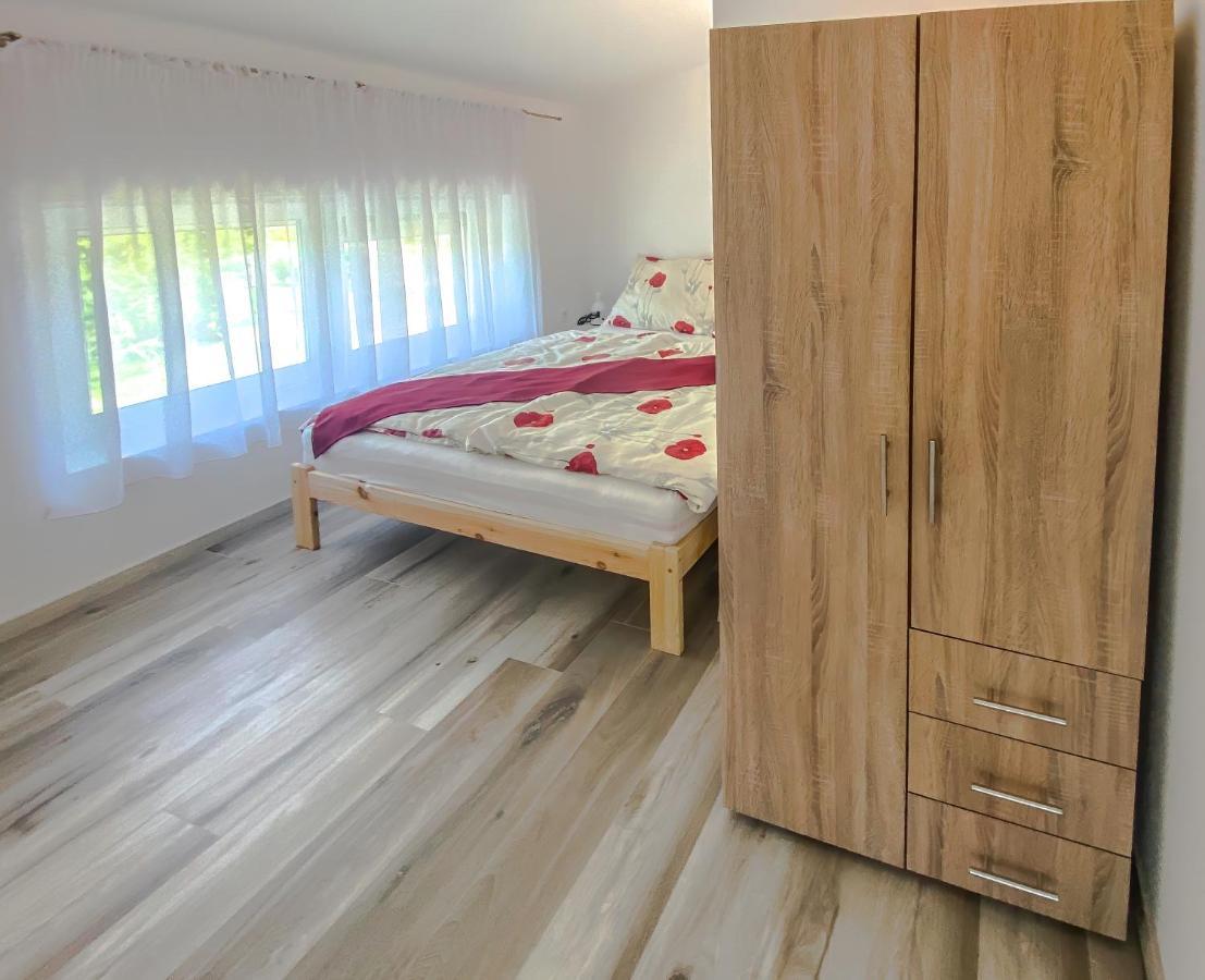 Feda Apartmanhaz Balatonboglár Zewnętrze zdjęcie